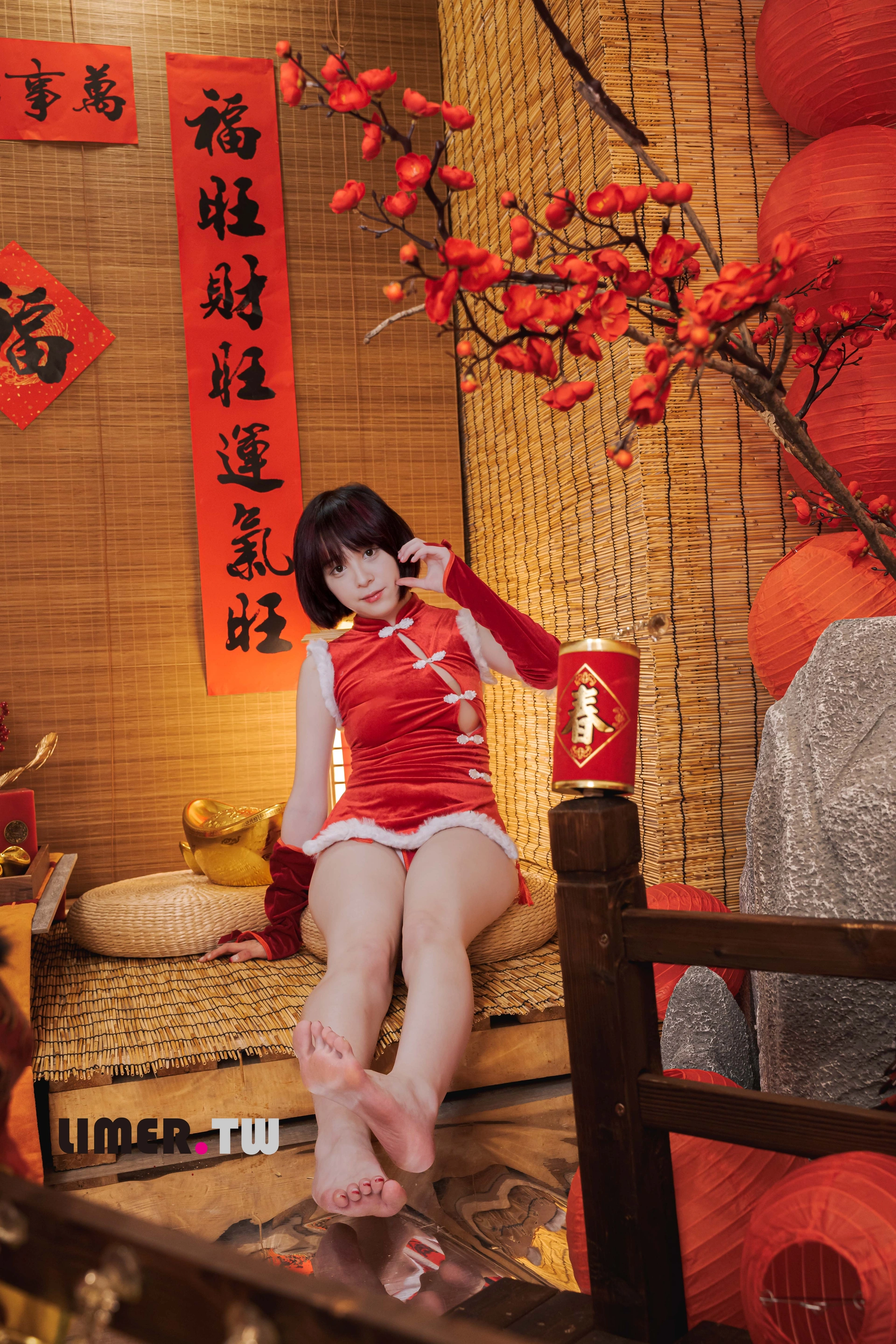 Limerence原创 No.101 Yua 新年特輯 裸足 拜年 2